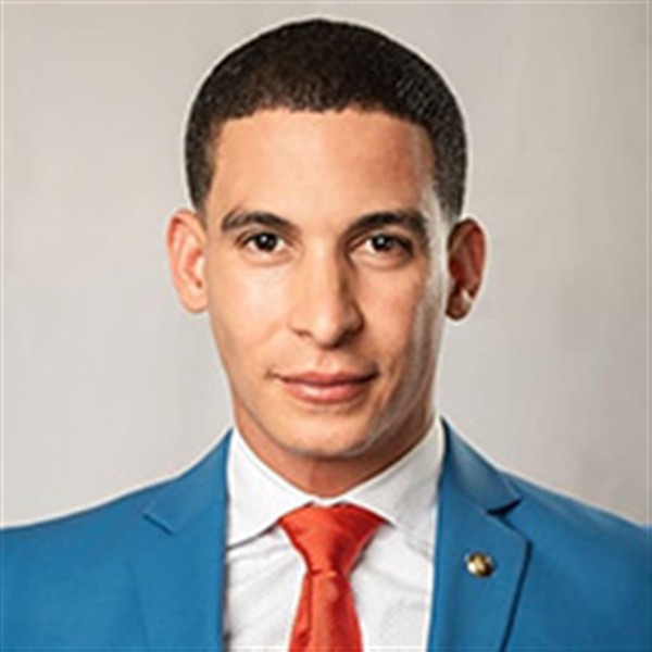 Dr. Eduardo Miguel Veras Castro